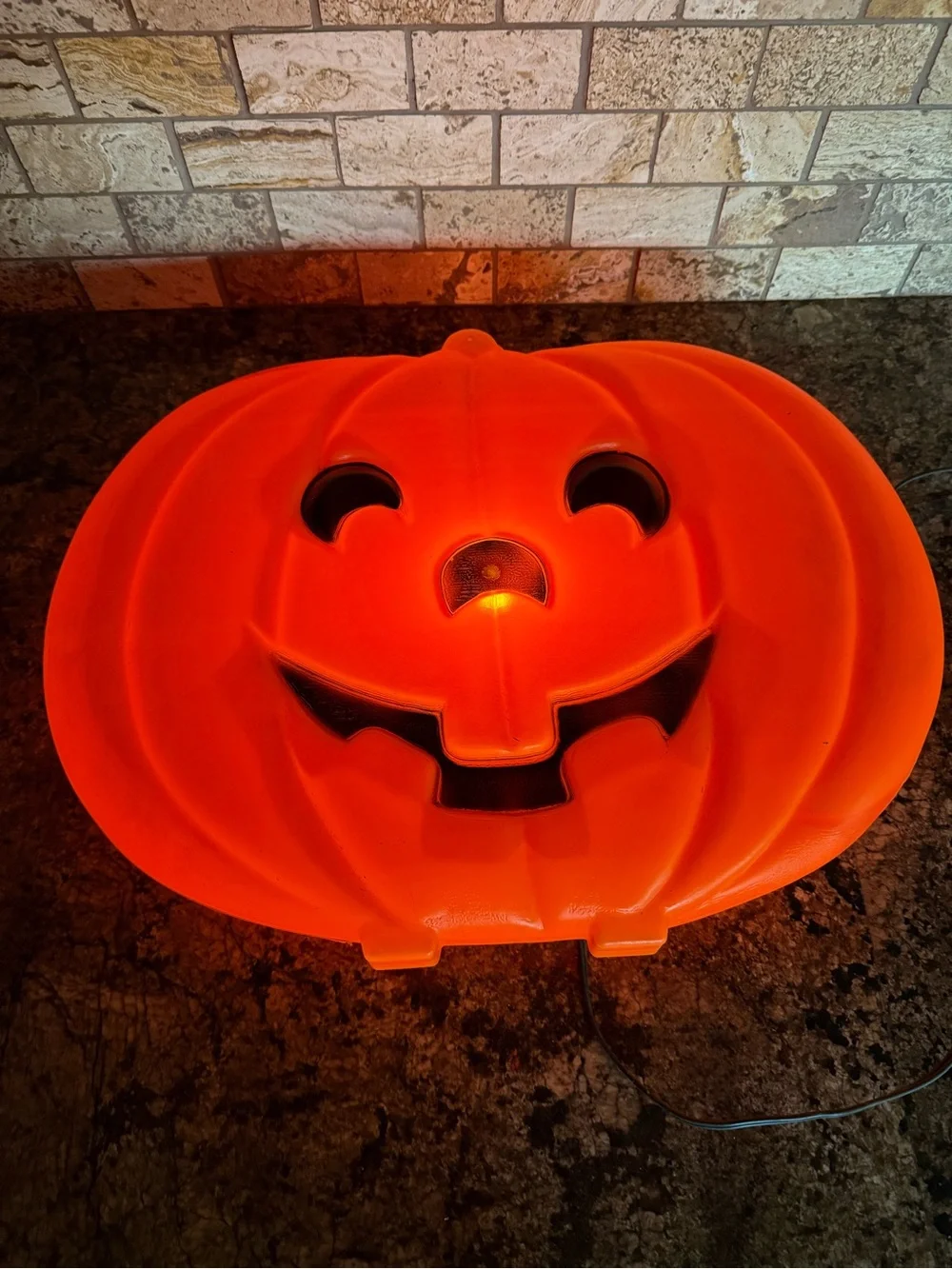 Vintage Blinky Glow Lite Electric Pumpkin Window Light Blow Mold Halloween.